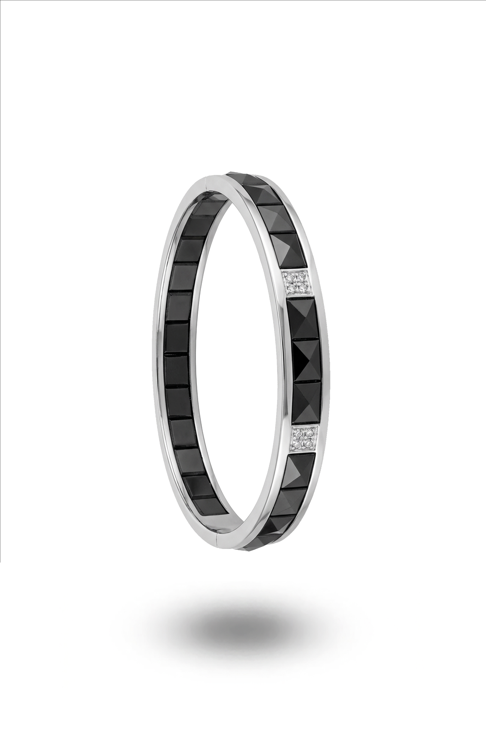 Erkek Seramik Pramit Siyah taşlı beyaz kelepçe